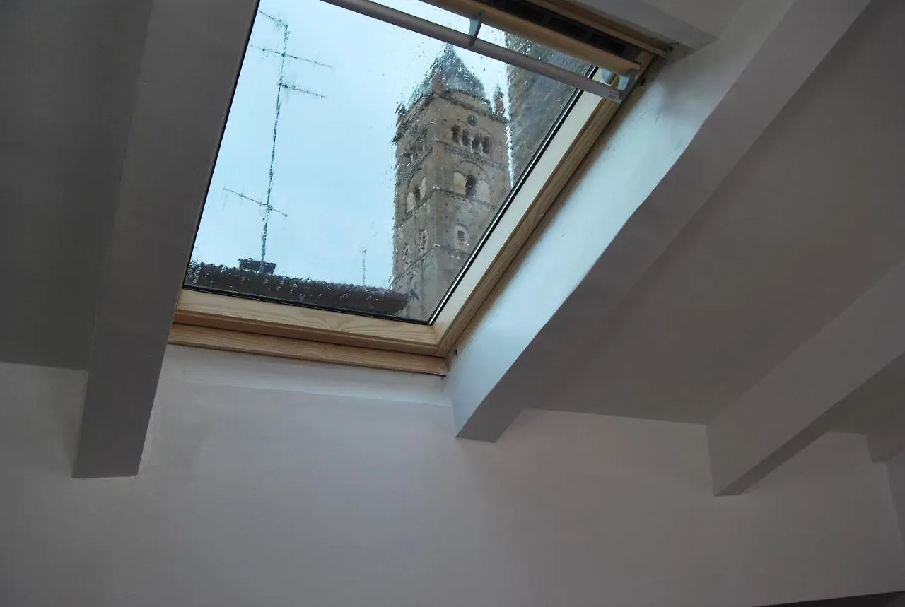 3-Tourist House Bologna-Mansarda - Self Check-In Apartman