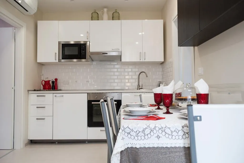 3-Tourist House Bologna-Mansarda - Self Check-In Apartment Italy