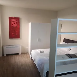 Suiten Apartments Apartamento