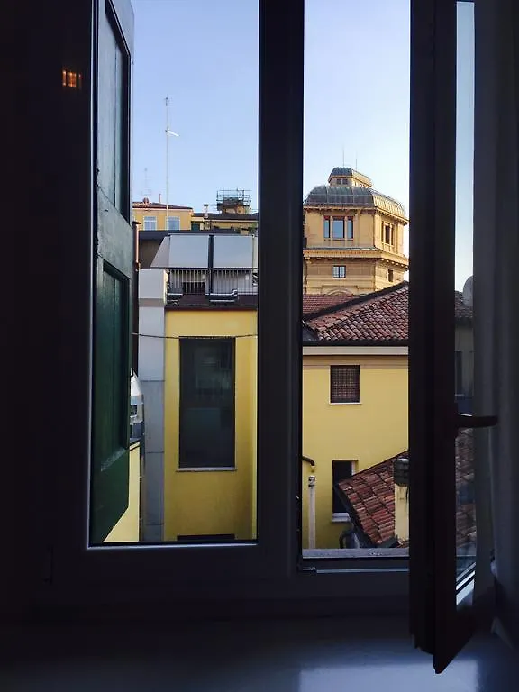 3-Tourist House Bologna-Mansarda - Self Check-In Lejlighed
