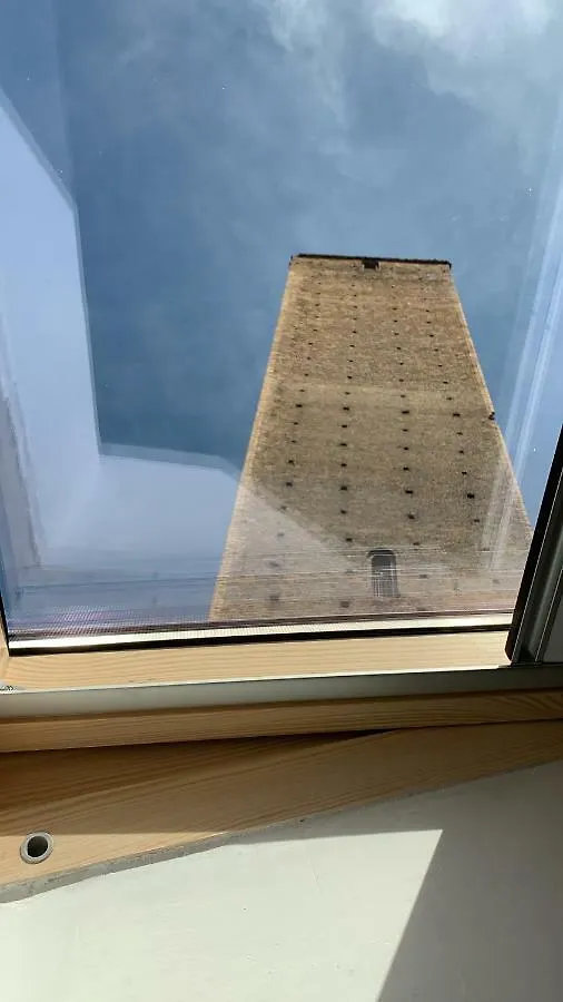 3-Tourist House Bologna-Mansarda - Self Check-In Apartment